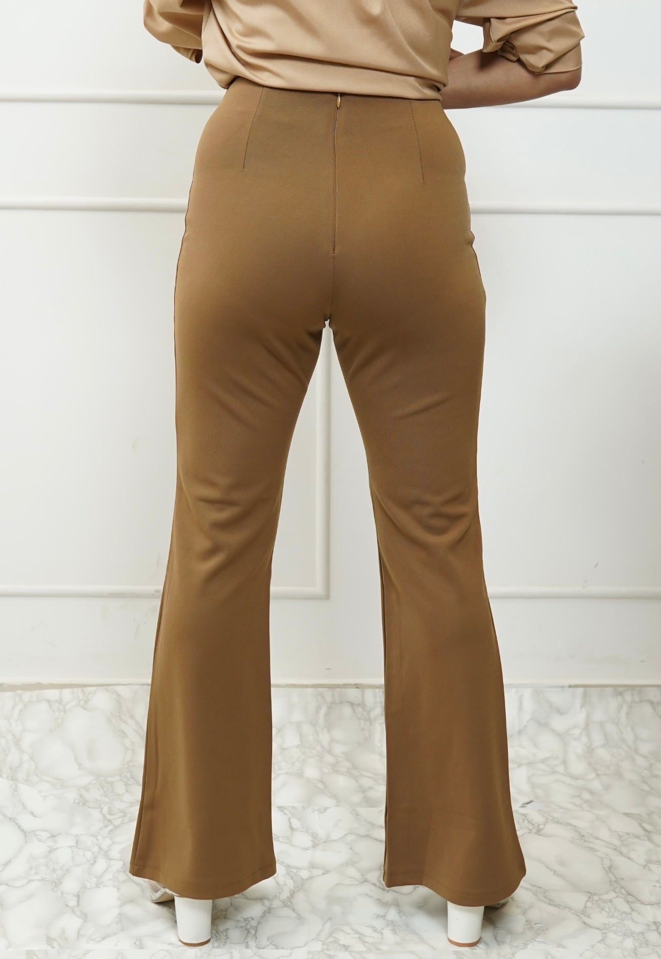 Basic Corporate Shirt With Stretch Pants