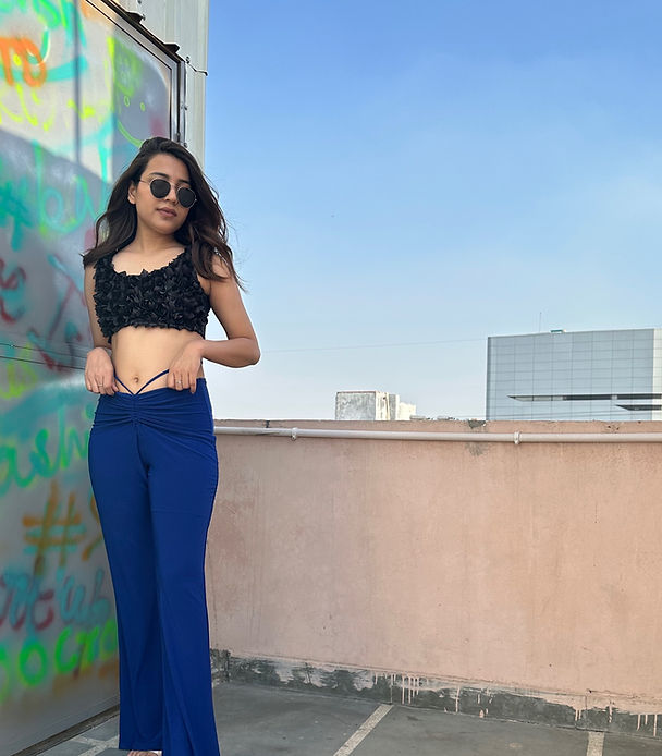 Ruched Tie Back Stretch Pants