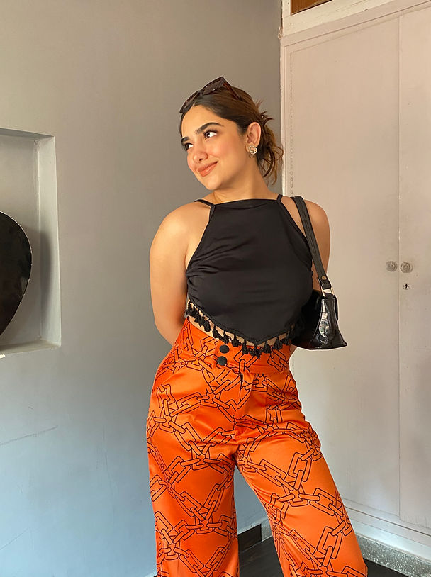 Combo Deal: Tassel Backless Top With High Waist Chain Pants
