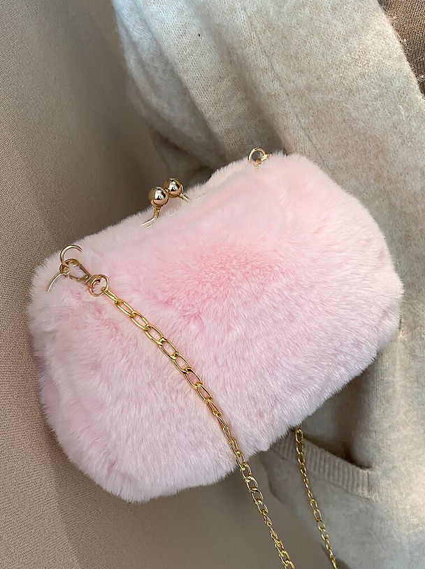 Kiss Lock Fluffy Crossbody Bag