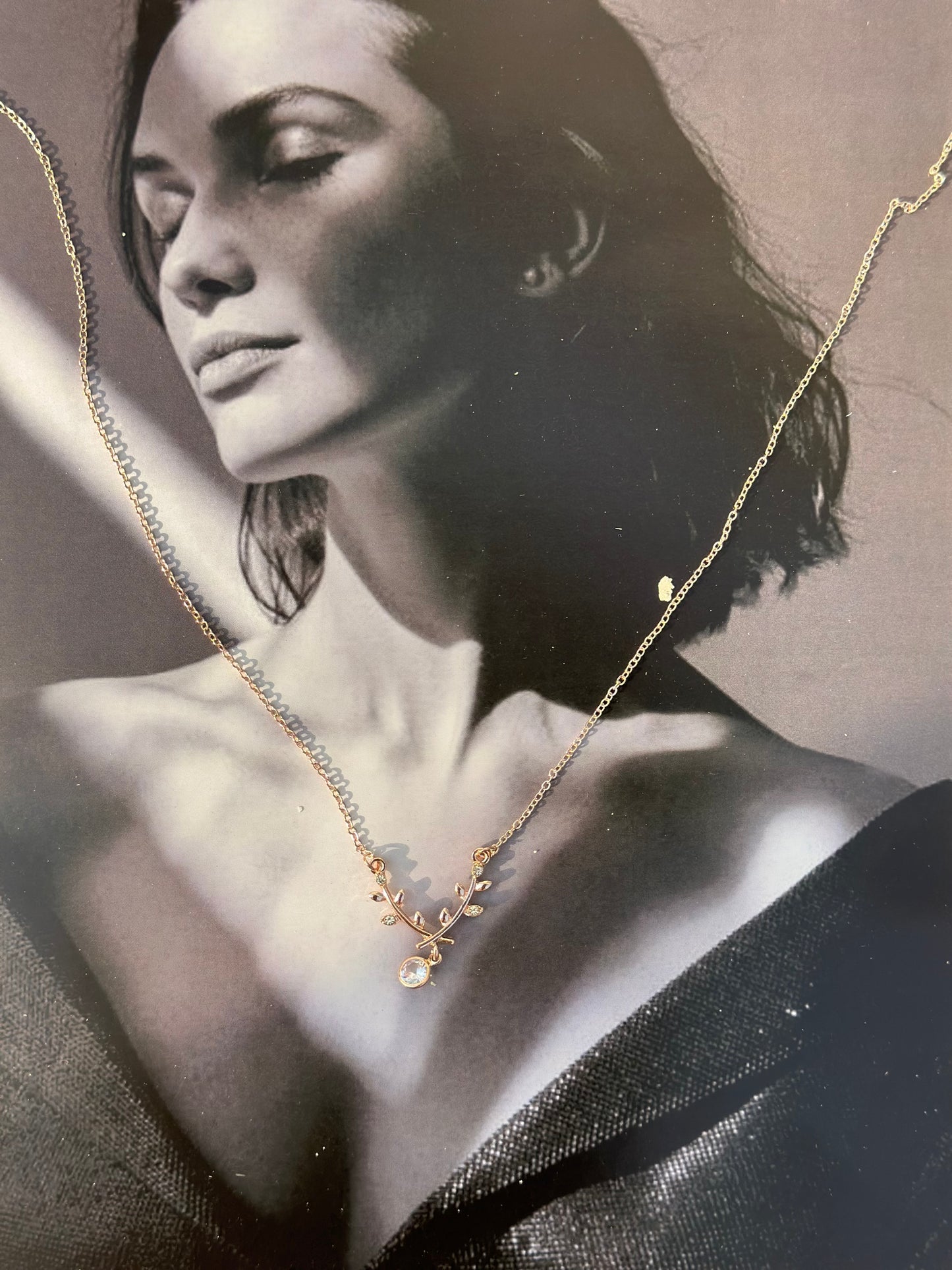 Beta Set Of 3 Chains