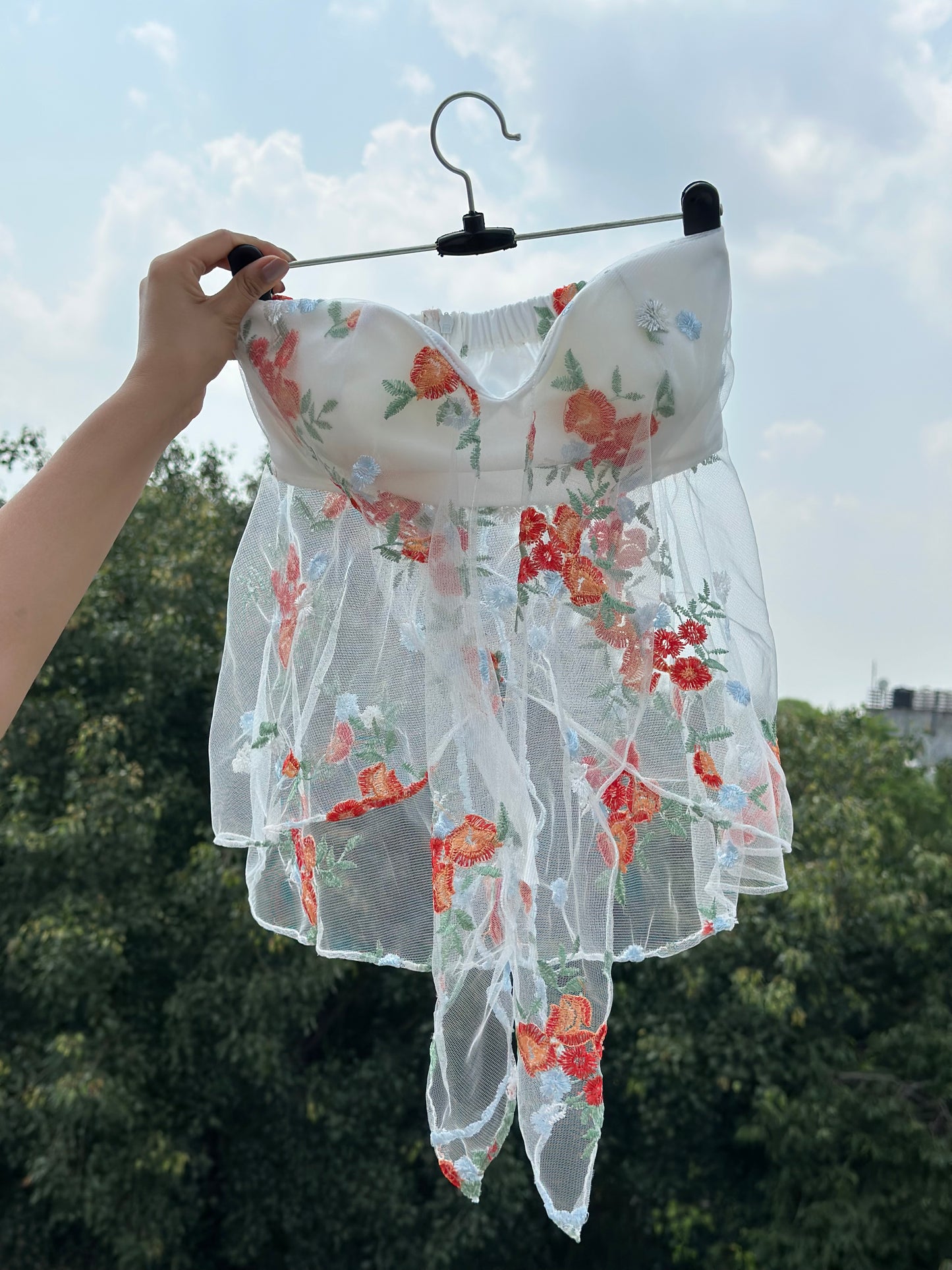Mesh Floral Embroidered Padded Top