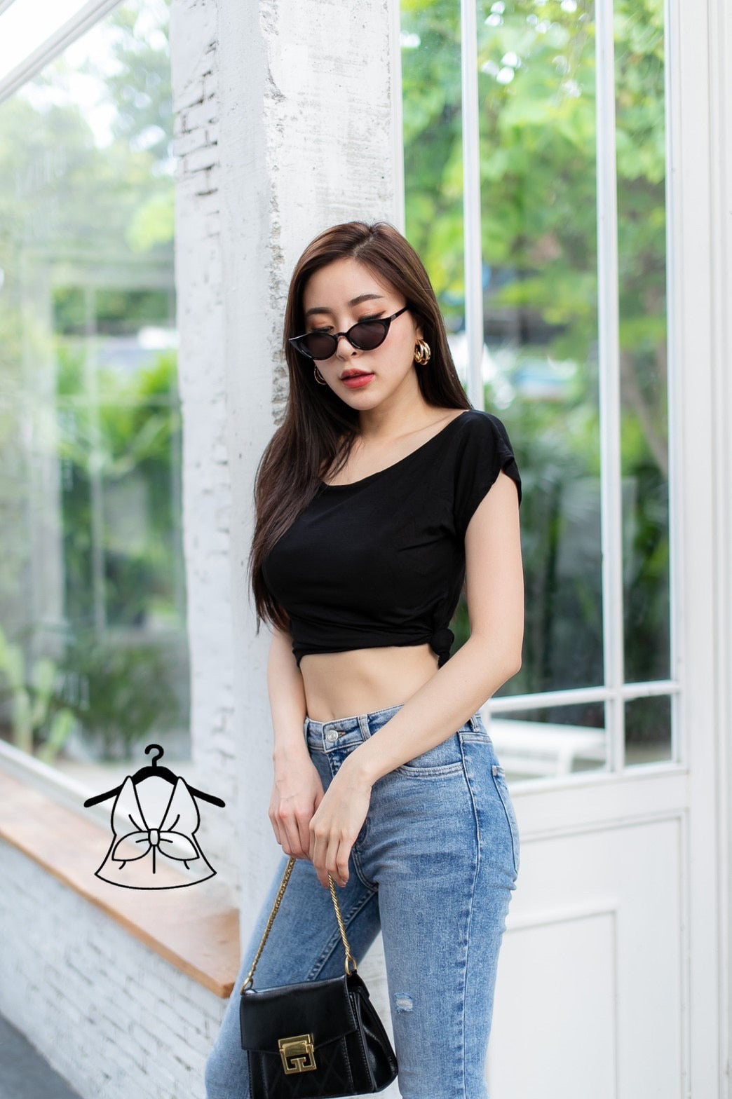 Basic Crop Knot Tee