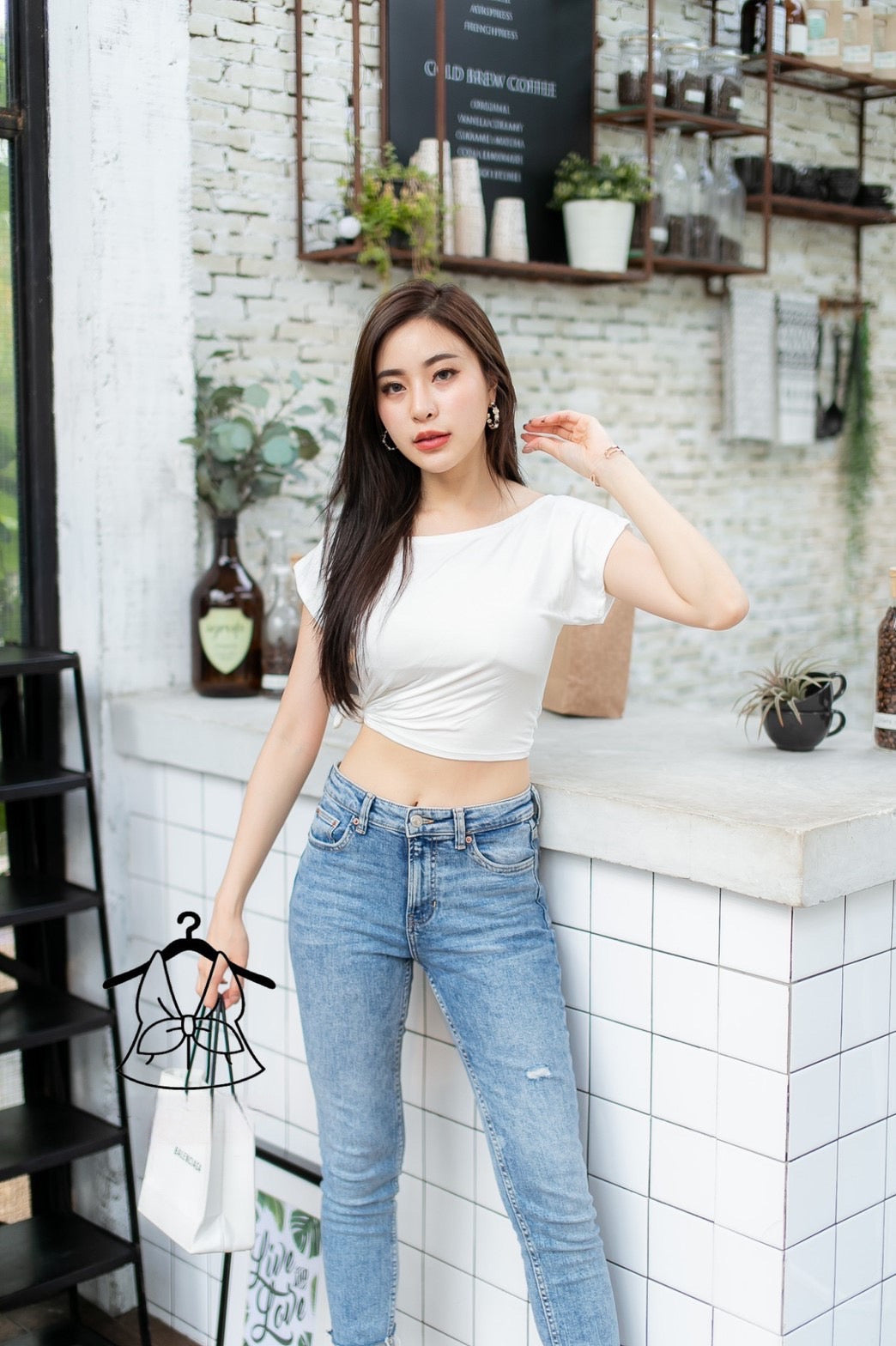 Basic Crop Knot Tee