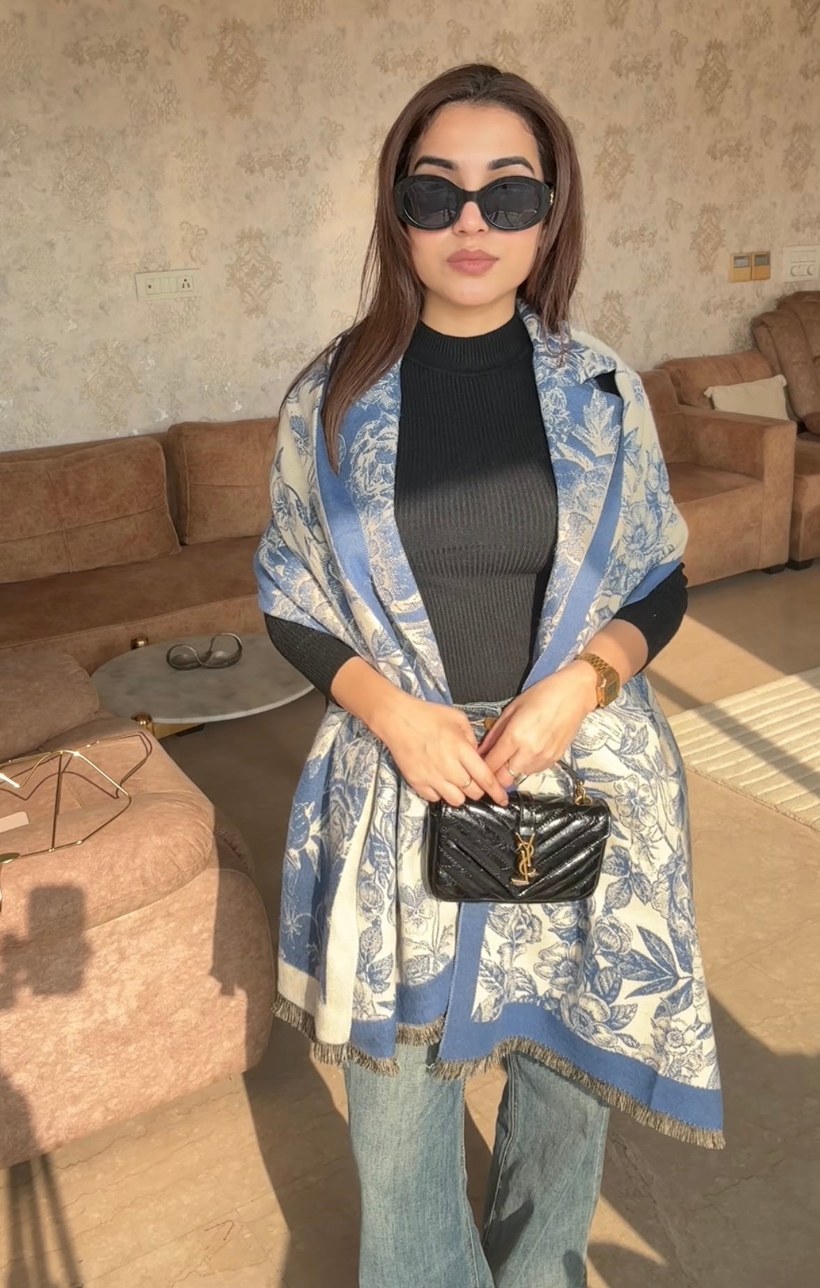 Shawl With Sleeveless Coat