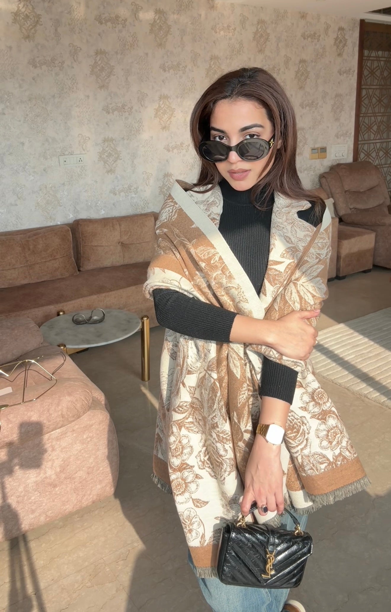 Shawl With Sleeveless Coat