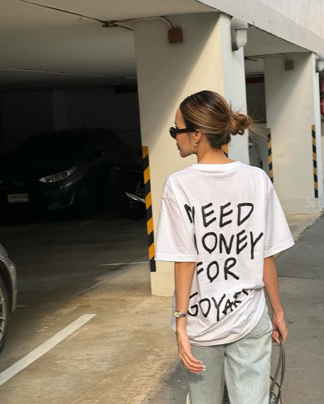 Greedy Oversized Tee