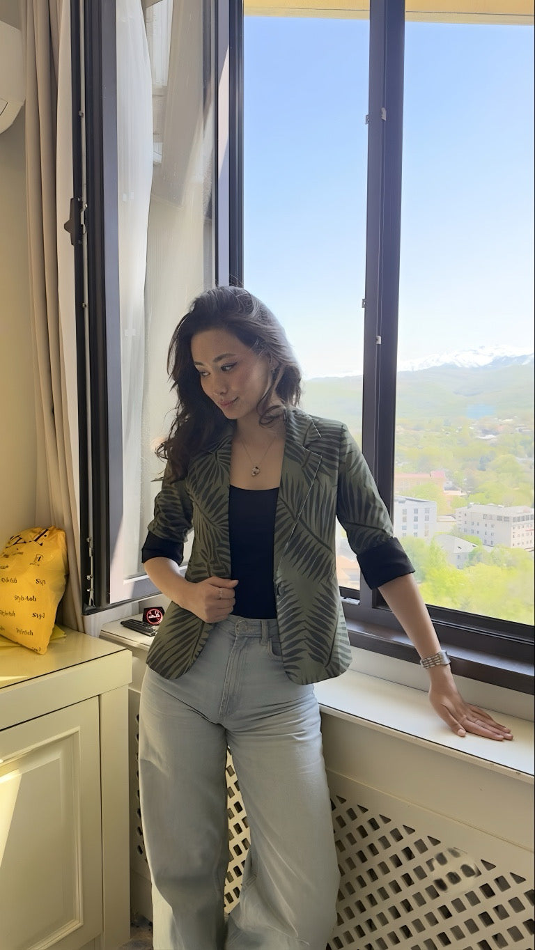 Palm Leaf Blazer With Tank Vest