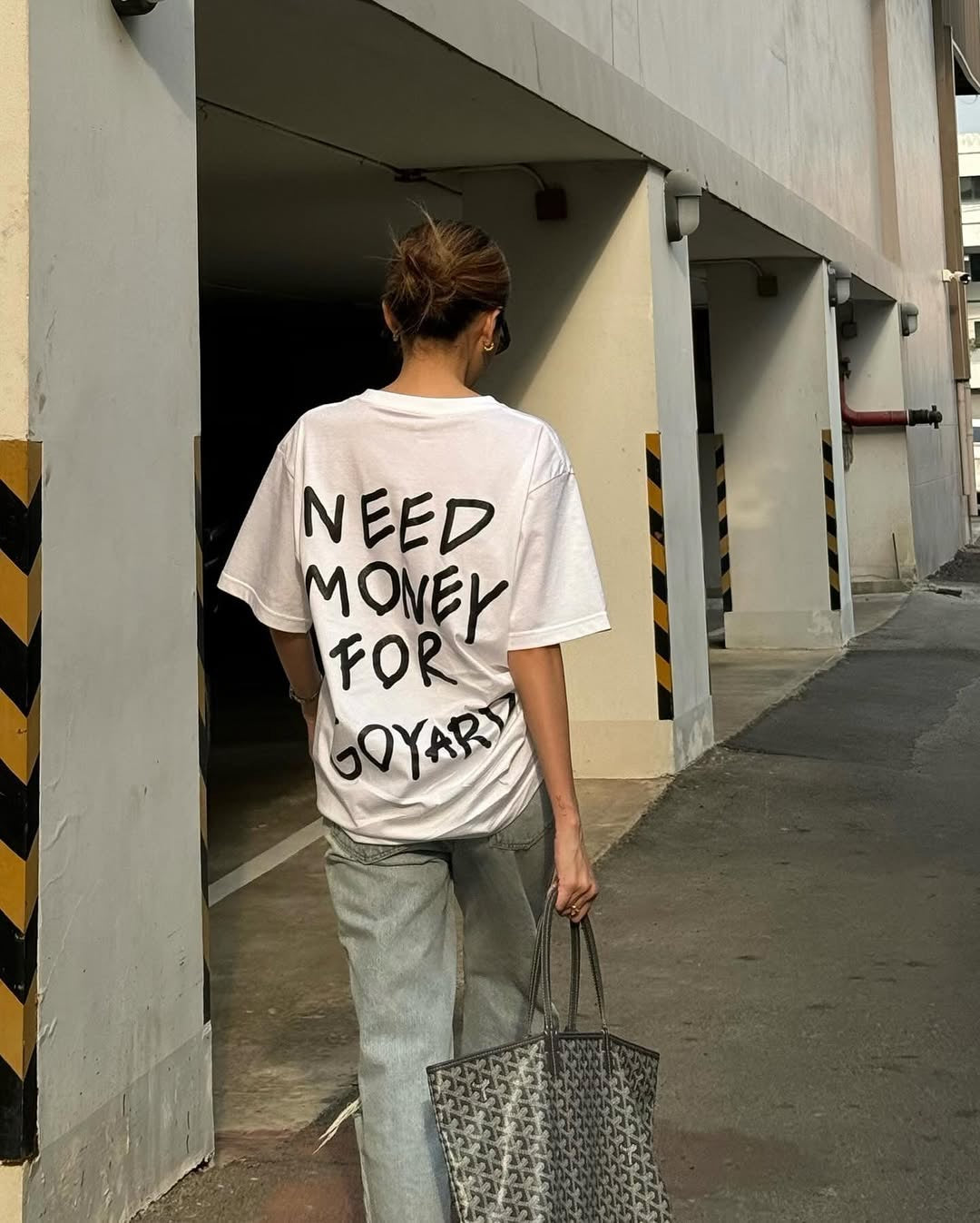 Greedy Oversized Tee