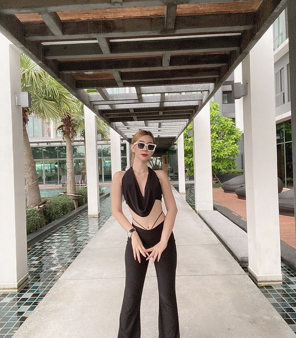 Ruched Tie Back Stretch Pants
