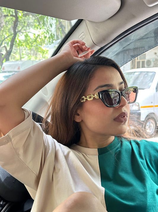 Geometrical Shaped Eyewear With Chain Design Temples