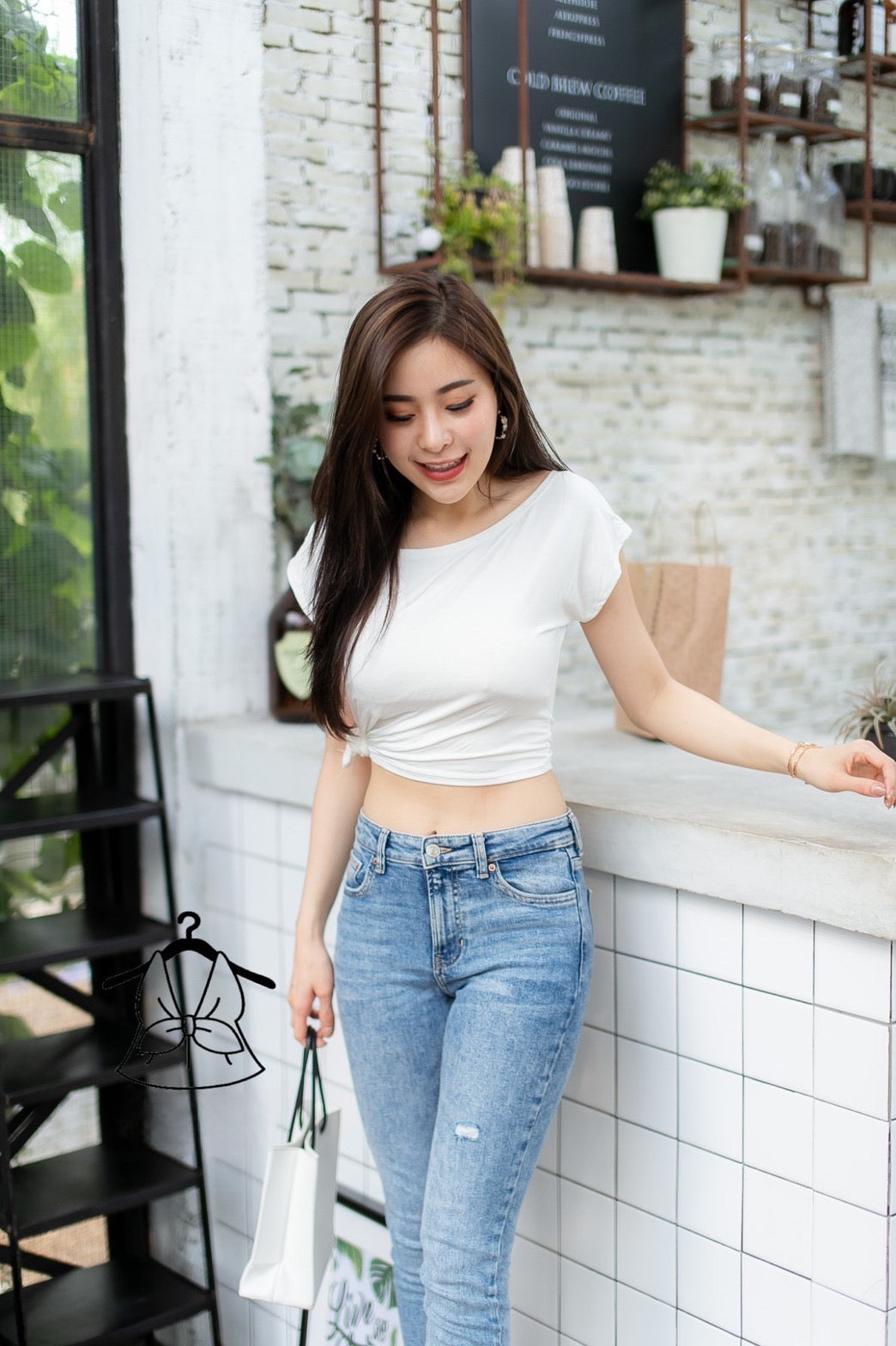 Basic Crop Knot Tee