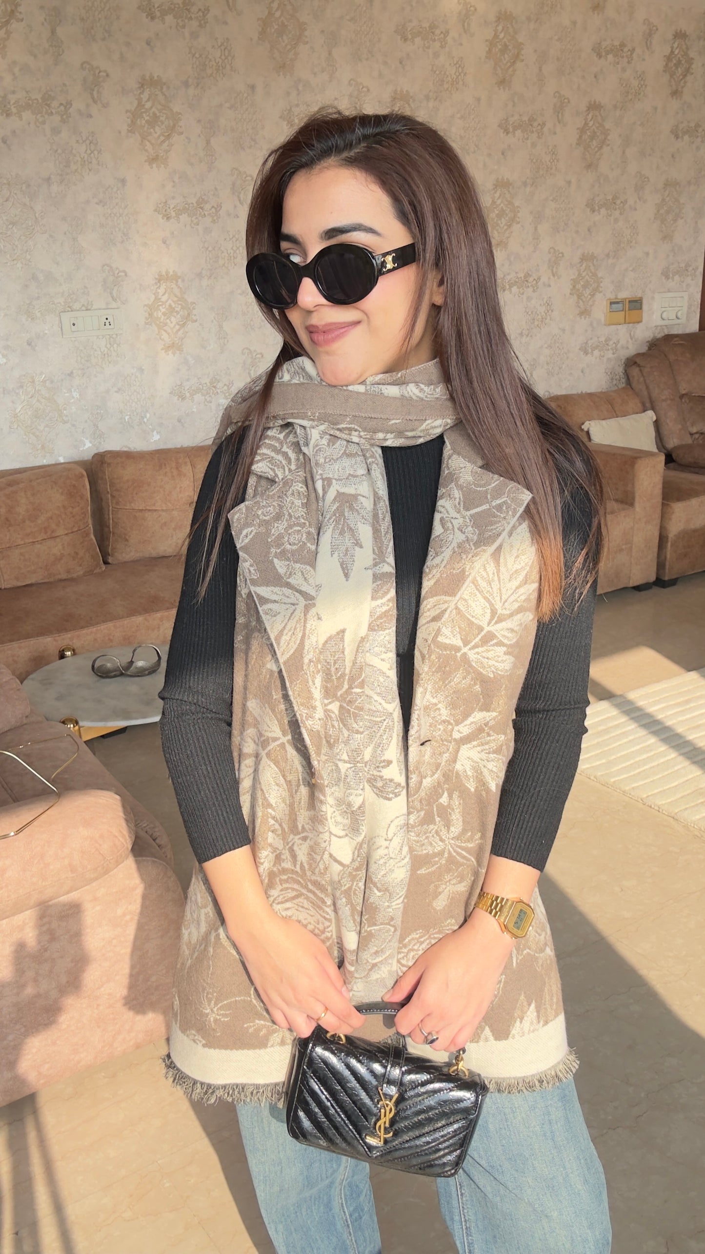 Shawl With Sleeveless Coat