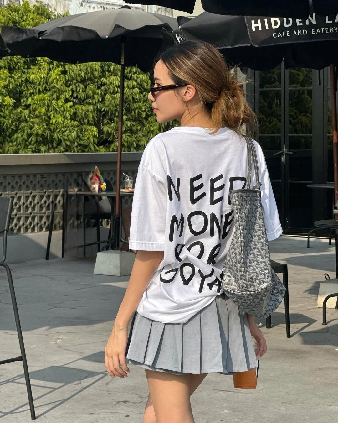 Greedy Oversized Tee