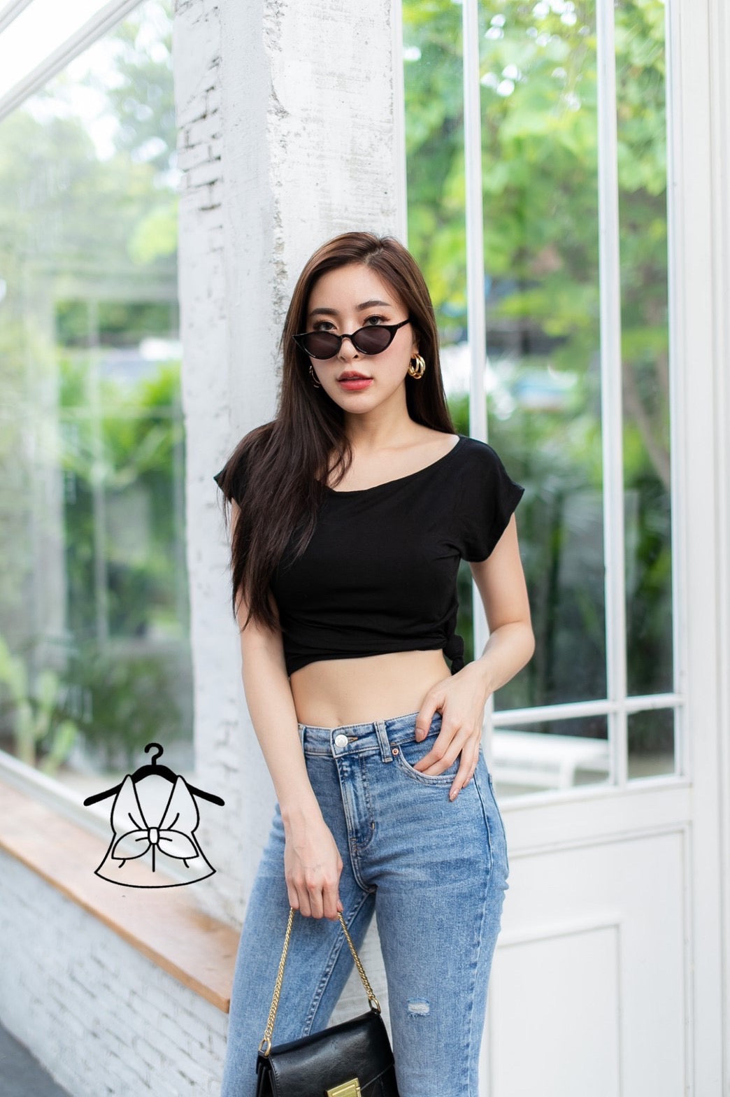 Basic Crop Knot Tee