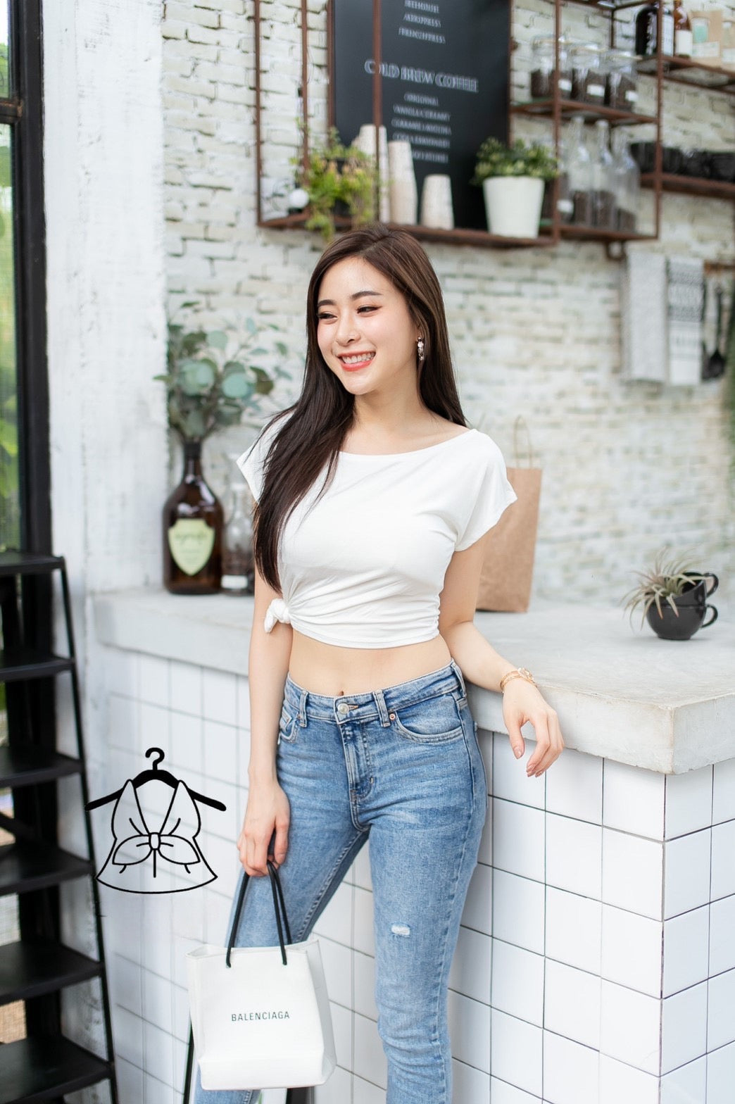 Basic Crop Knot Tee